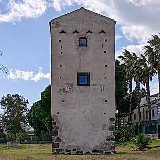 Vignazza Tower a Giadini Naxos