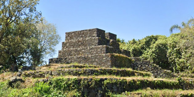 Belvedere Tower in San Pietro Clarenza
