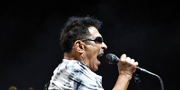 Edoardo Bennato concert in Catania