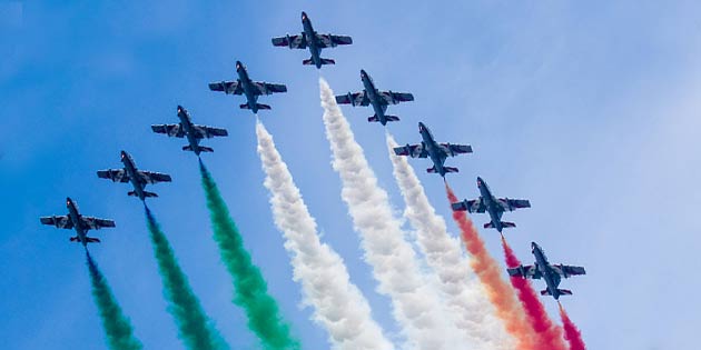 Tricolor arrows in Catania